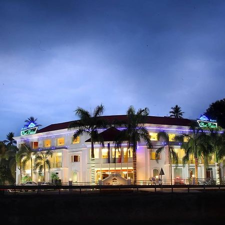 Hotel Port Palace Kovalam Exterior foto