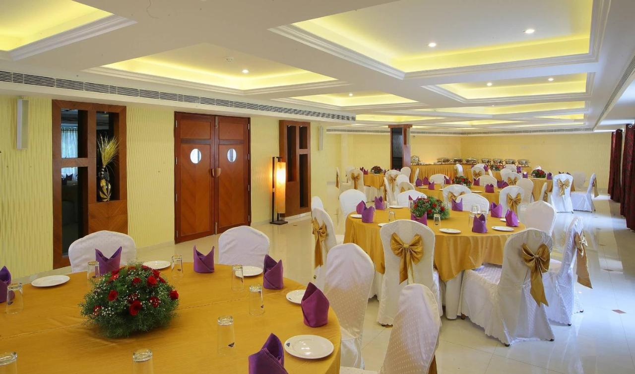 Hotel Port Palace Kovalam Exterior foto