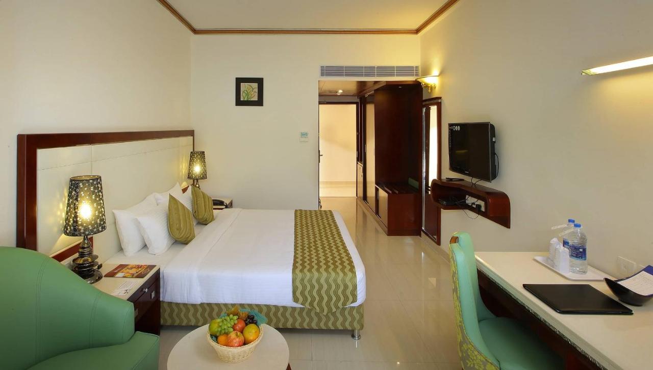 Hotel Port Palace Kovalam Exterior foto